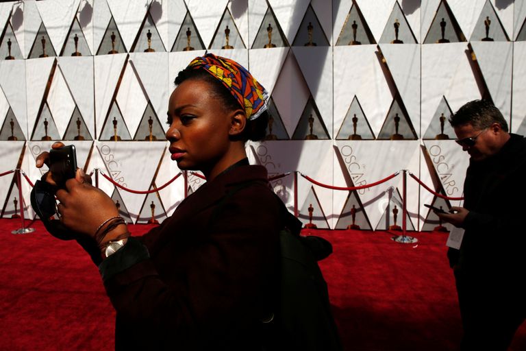 تمثال أوسكار لا يزال داخل الغلاف قبل ساعات من الحفل