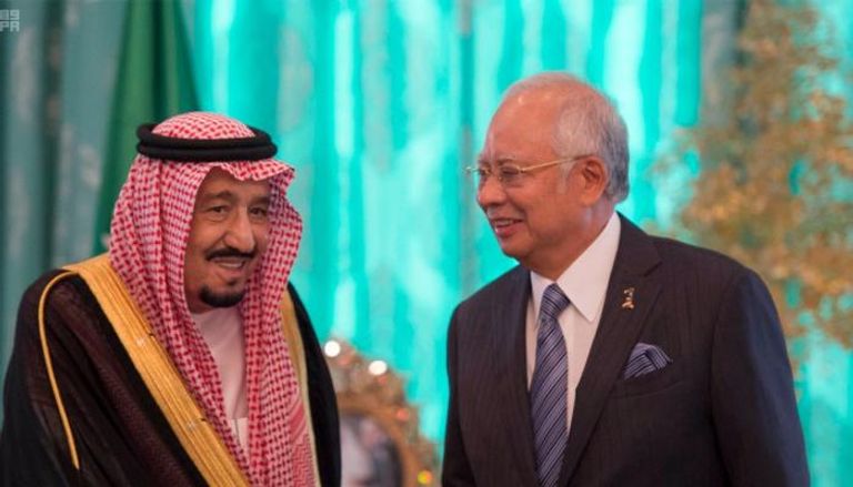 الملك سلمان ورئيس وزراء ماليزيا