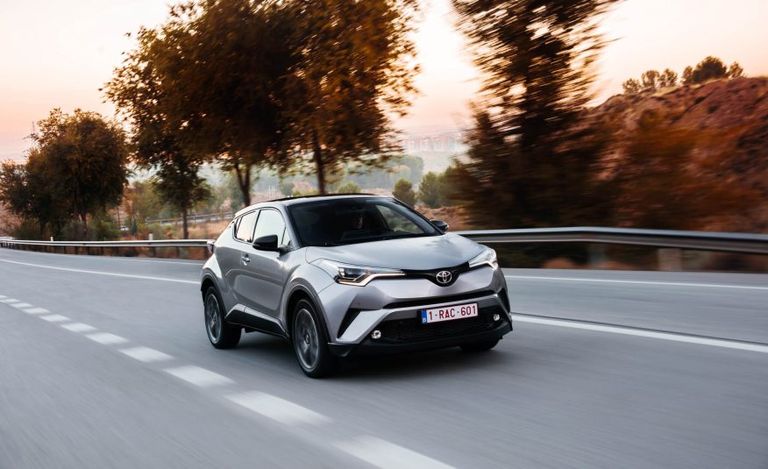 سيارة تويوتا C-HR الجديدة - موقع تويوتا