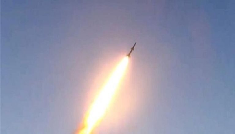 إيران تواصل استفزاز العالم بتجربة صاروخ جديد