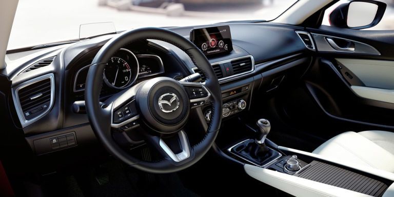 10 مميزات لا بد من وجودها في سيارتك الجديدة