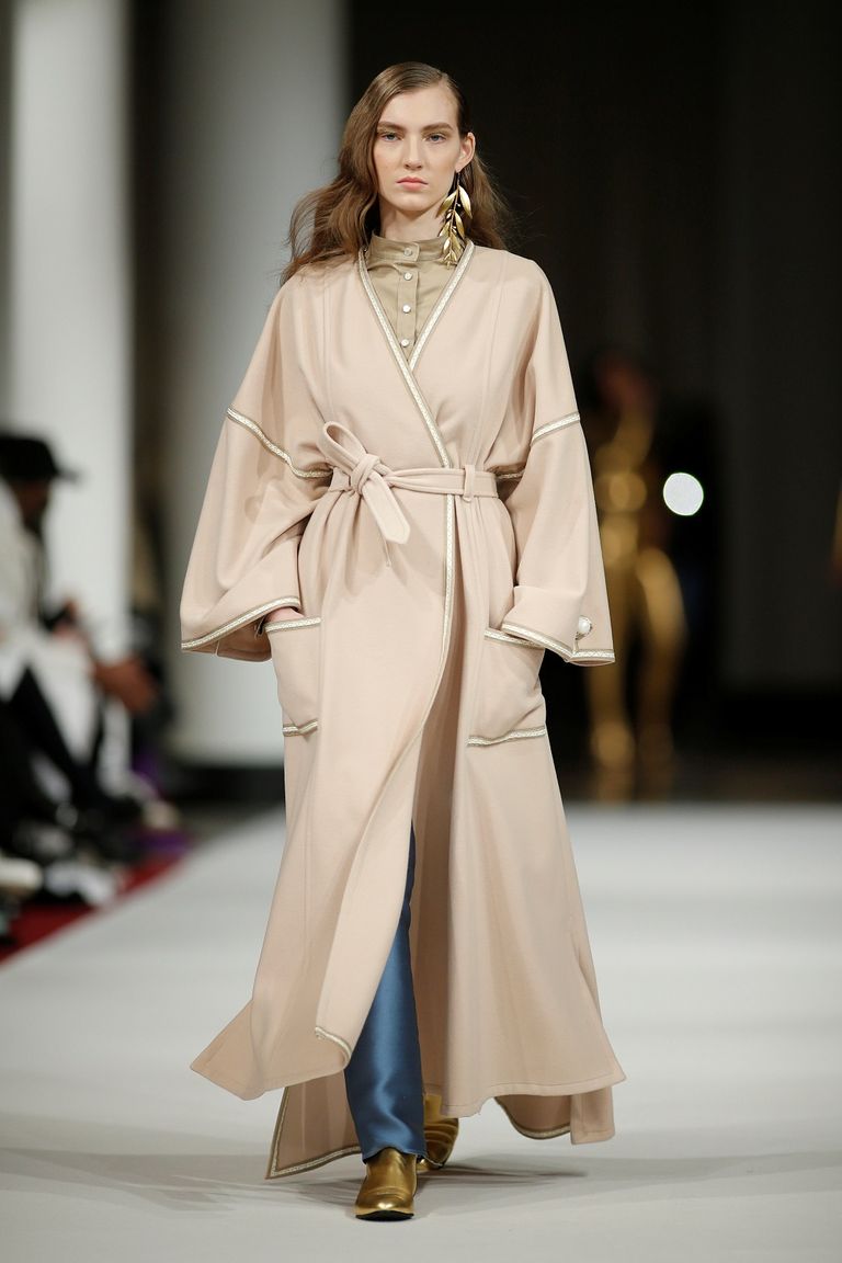 أحدث صيحات الموضة لخريف وشتاء 2017/2018