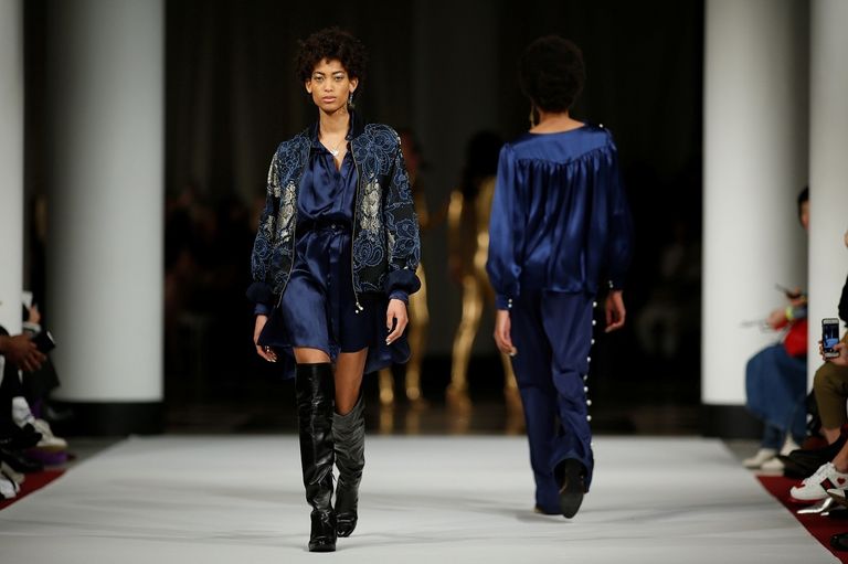 أحدث صيحات الموضة لخريف وشتاء 2017/2018