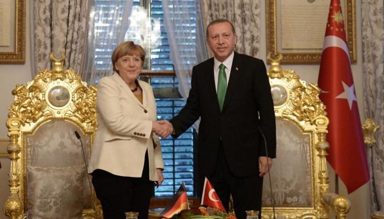 لقاء سابق بين ميركل وأردوغان