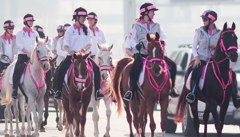 الفحص الطبي خلال القافلة الوردية