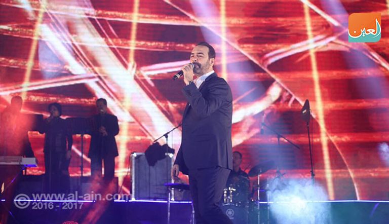 محمد حماقي ووائل جسار في كواليس حفل القاهرة