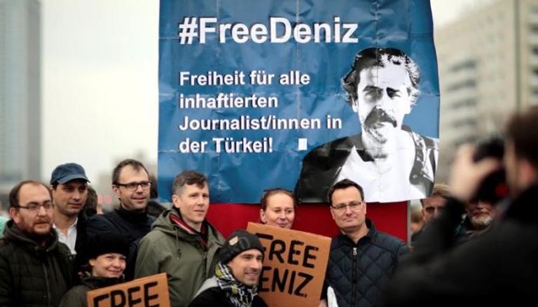 احتجاجات مناهضة لأردوغان بألمانيا ضد اعتقال الصحفي الألماني
