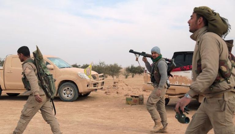 سوريا.. قطع طريق إمداد "داعش" بين الرقة ودير الزور