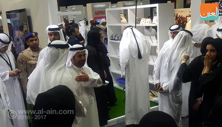 محمد بن زايد يزور معرض مجلسه لأجيال المستقبل