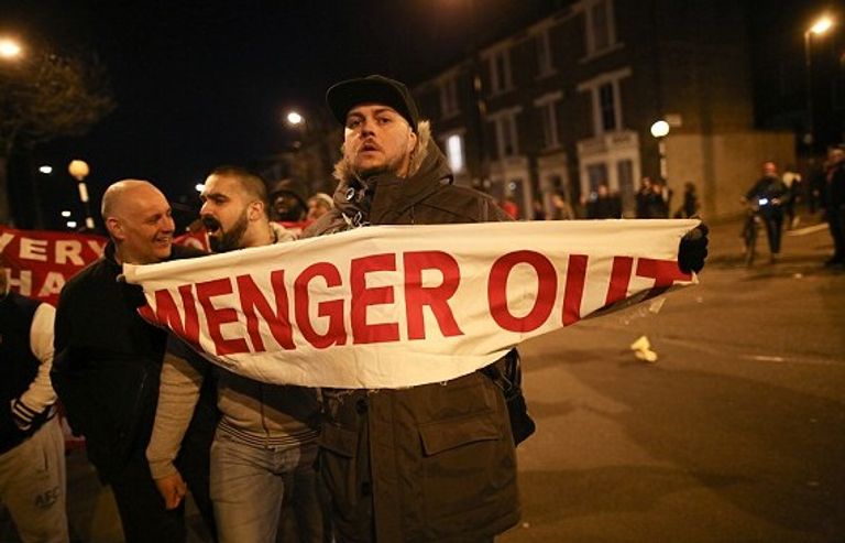 صورة من احتجاجات جماهير أرسنال