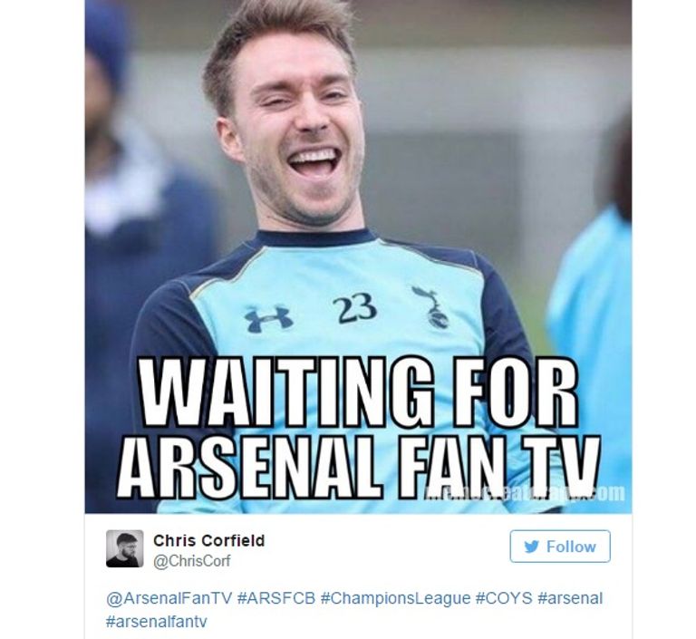 فينجر يحتفل بهدف أرسنال