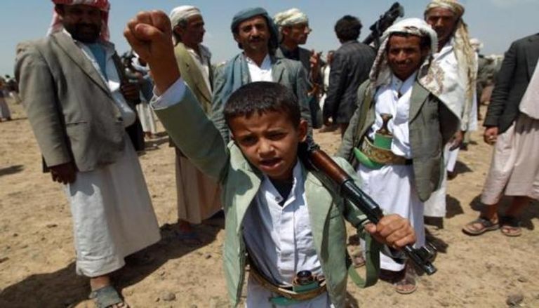 الانقلابيون يجنّدون الأطفال في اليمن