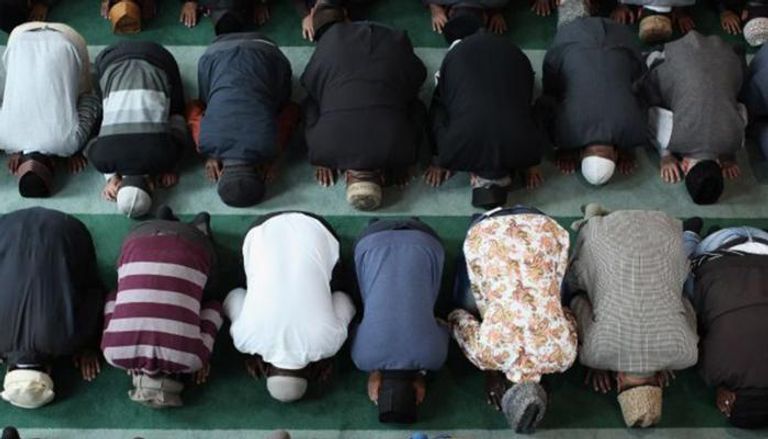 1.6 مليار مسلم يؤدون الصلاة 5 مرات يوميا
