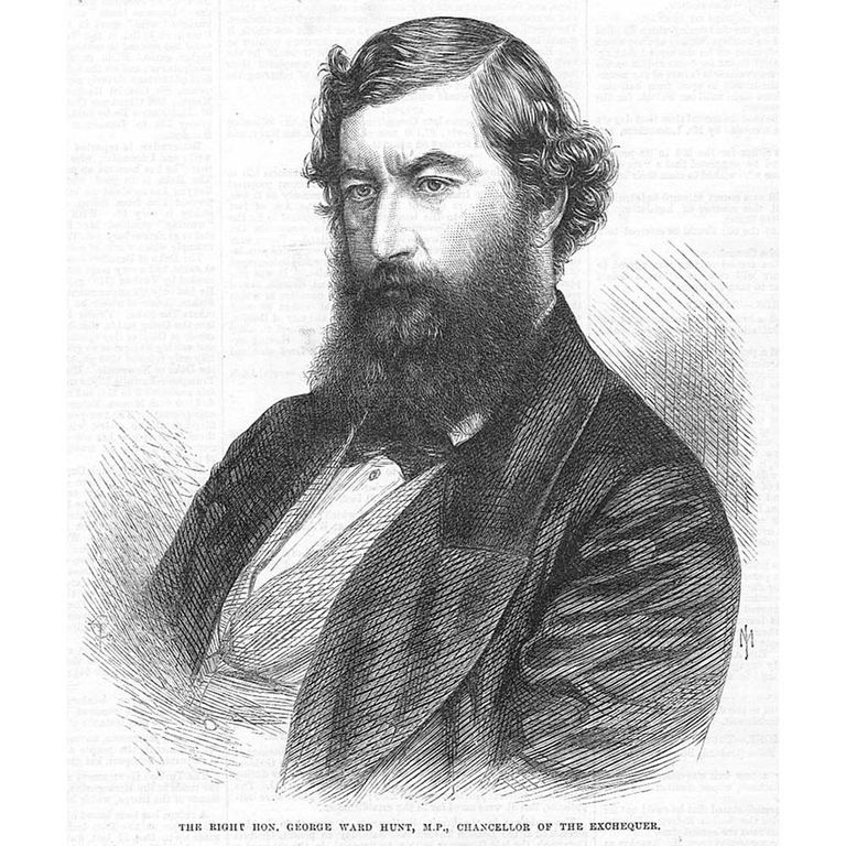 وزير المالية هاموند يحمل الحقيبة الحمراء