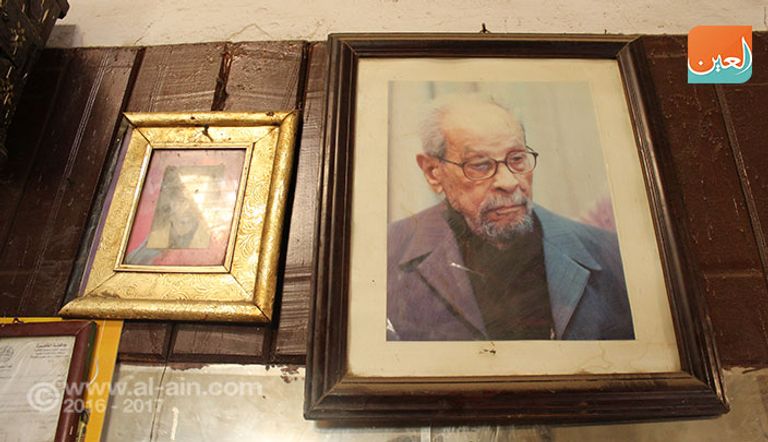 مقهى زقاق المدق