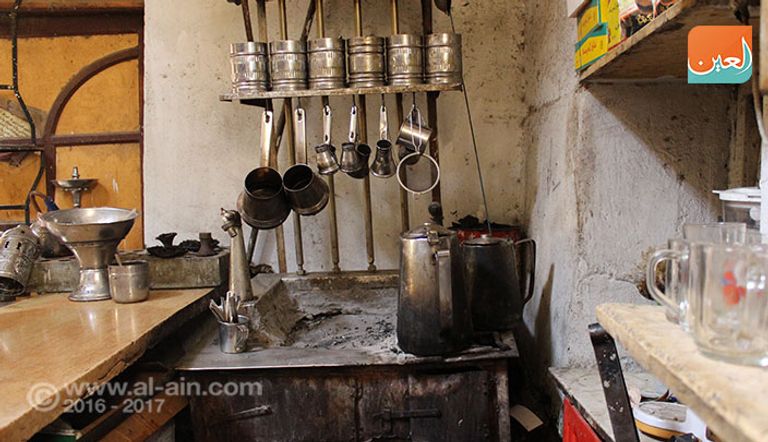 مقهى زقاق المدق