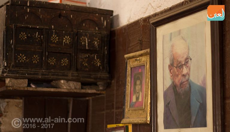 مقهى زقاق المدق