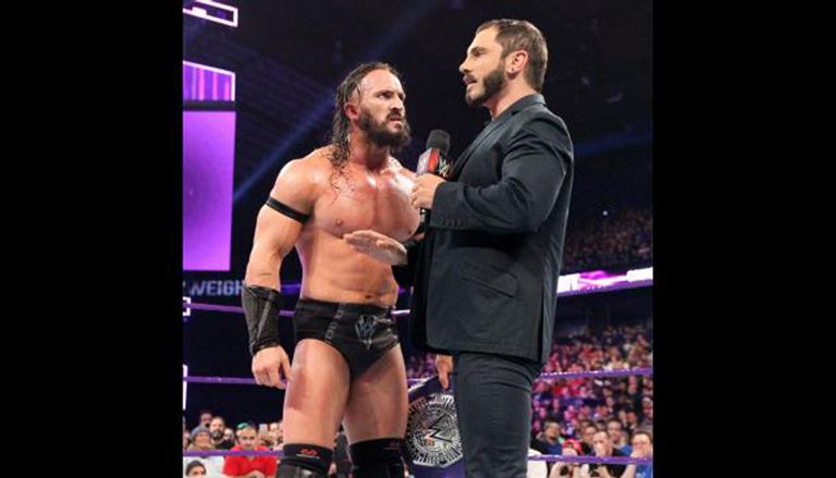 أوستن أريس يعتدي فجأة على نيفيل