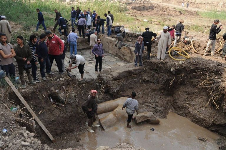 غضب في الأوساط الأثرية المصرية بسبب تمثال مكتشف لرمسيس