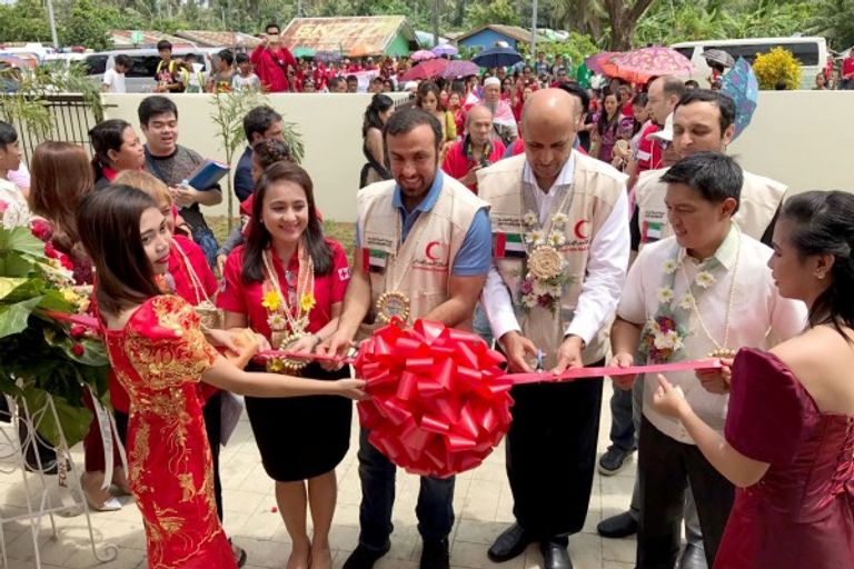 الشيخ حمدان بن زايد آل نهيان، ممثل الحاكم في المنطقة الغربية رئيس هيئة الهلال الأحمر الإماراتي