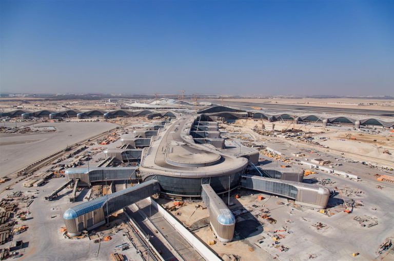 مطارات أبوظبي