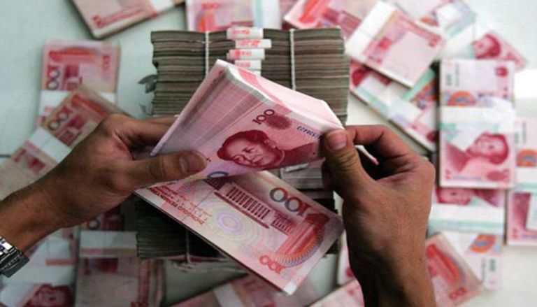 اليوان خسر 7% من قيمته أمام الدولار 2016