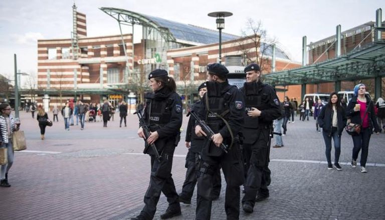 الشرطة الألمانية تنتشر حول المركز التجاري