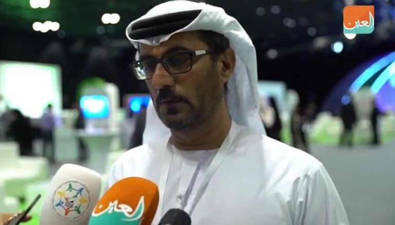 حسين الحمادي، وزير التربية والتعليم الإماراتي