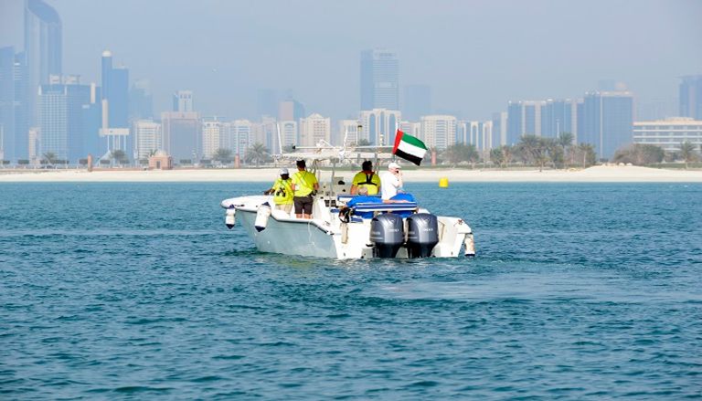 كأس العالم للسباحة المفتوحة بأبوظبي