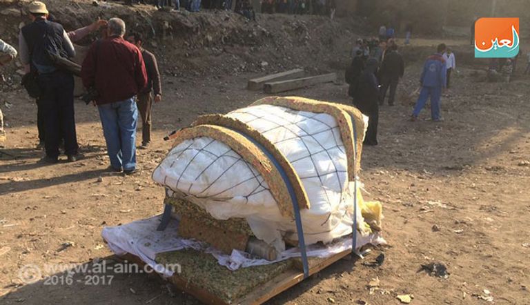 عملية انتشال الجزء الأخير من تمثال رمسيس الثاني