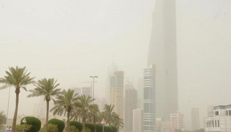 طقس سيئ في الكويت