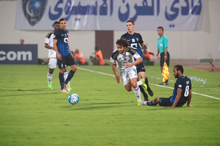 فالديفيا خلال هجمة للوحدة تغطية حية لمواجهة الوحدة والهلال