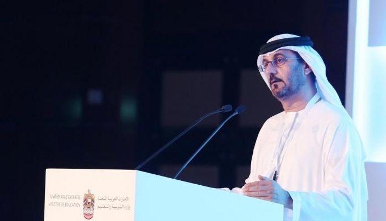 حسين إبراهيم الحمادي، وزير التربية والتعليم الإماراتي