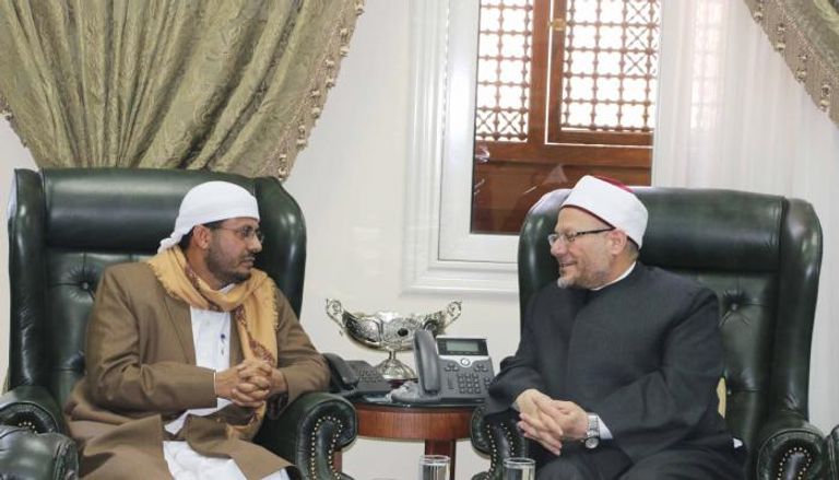 مفتي مصر يلتقي وزير الأوقاف والإرشاد اليمني