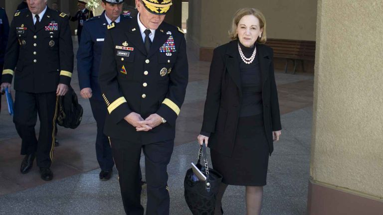 باترسون مع مرشد جماعة الإخوان الإرهابية