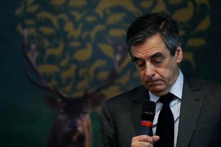 المرشح الرئاسي الفرنسي فرانسوا فيون وزوجته