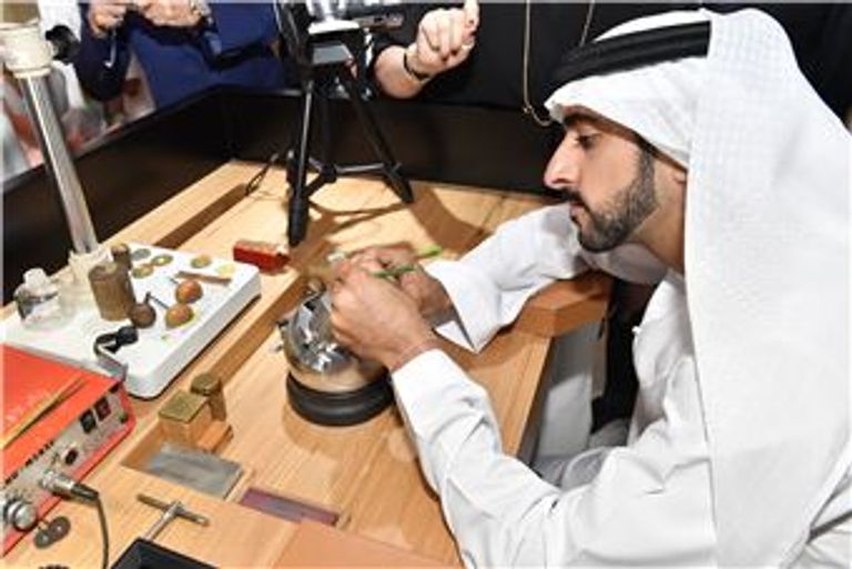 الشيخ حمدان بن محمد يزور