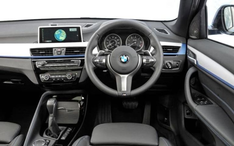 بي إم دابليو X1 (موقع بي إم دابليو)