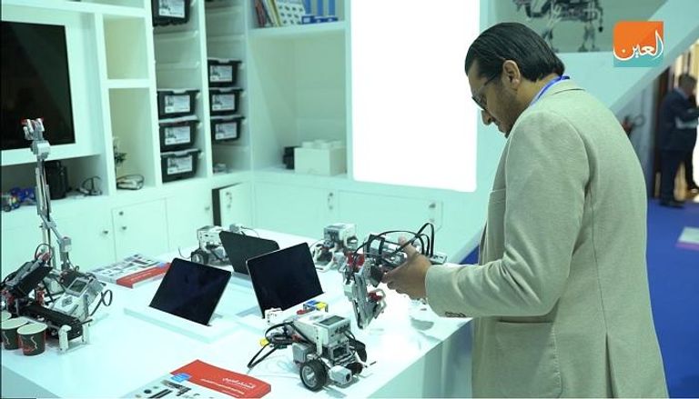 حلول وتقنيات تعليمية مميزة بمعرض الخليج لحلول ومستلزمات التعليم في دبي