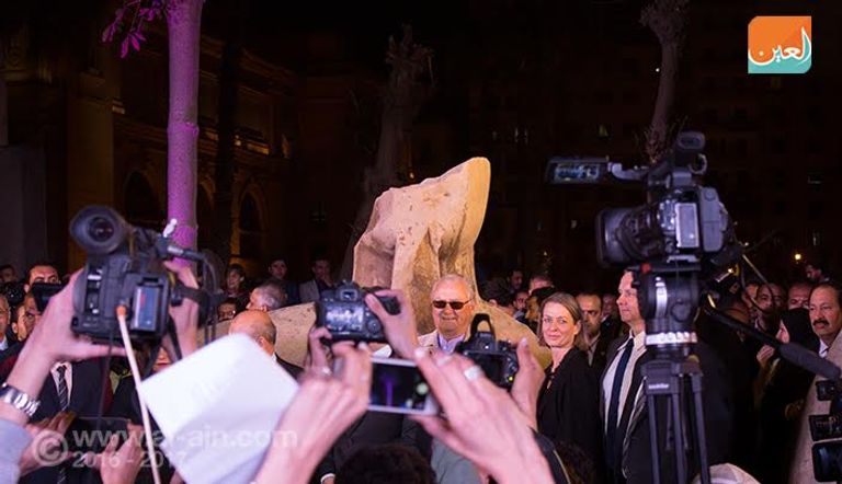 التمثال الفرعوني المكتشف