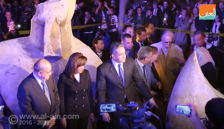 التمثال الفرعوني المكتشف