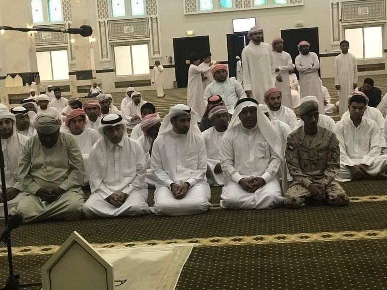 صلاة الجنازة على الشهيد الزعابي 