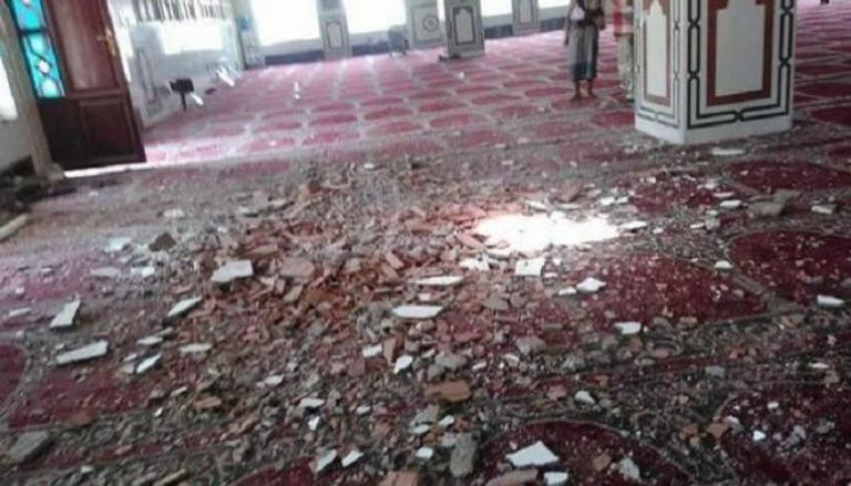 آثار قصف المسجد في صرواح