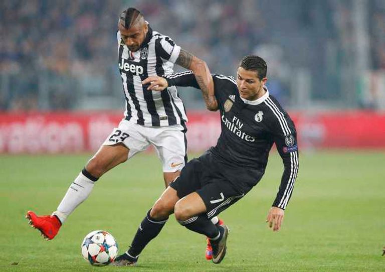 فرحة بايرن بالتأهل أمام الريال في 2012