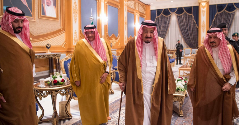 الملك سلمان بن عبد العزيز آل سعود يصل الرياض