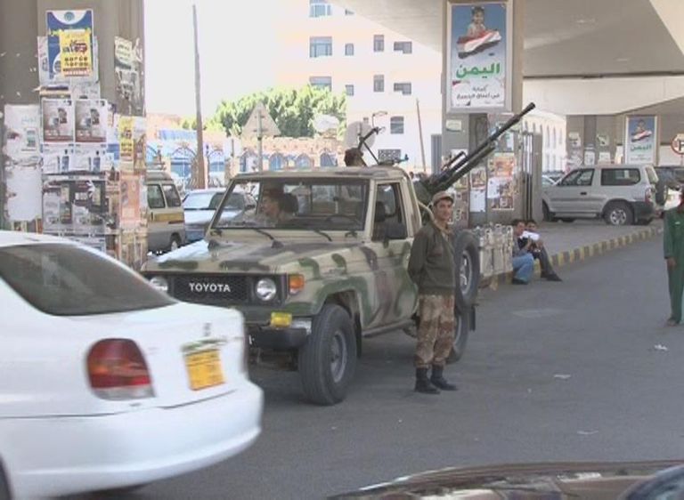 عناصر مليشيات الحوثيين في صنعاء