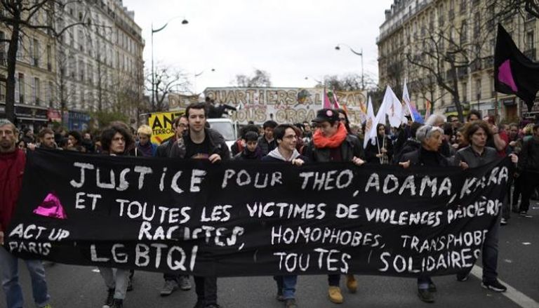 جانب من المظاهرات فى باريس