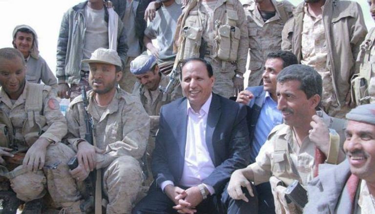 جباري وسط قوات الجيش اليمني
