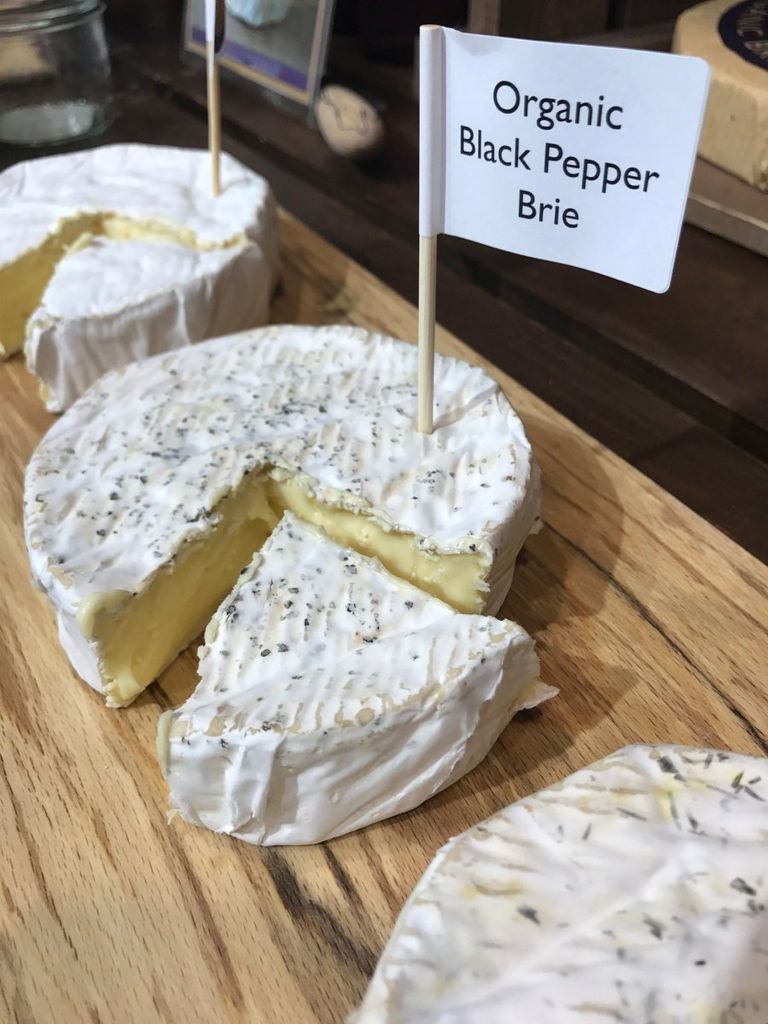 60 دولة تشارك في المعرض