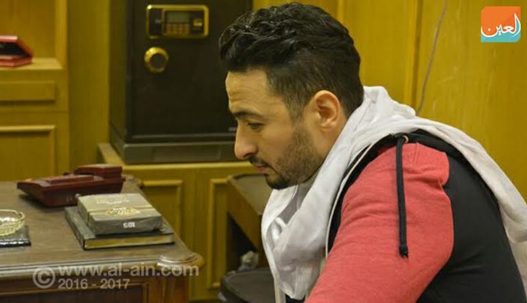 حمادة هلال بالجلباب الريفي